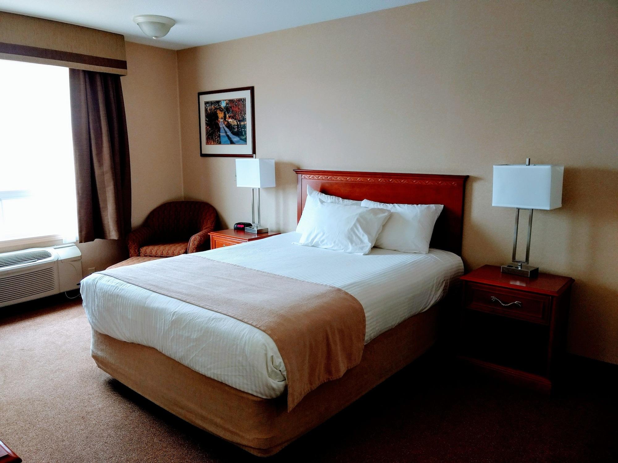 Super 8 By Wyndham High Level Ab Hotell Exteriör bild